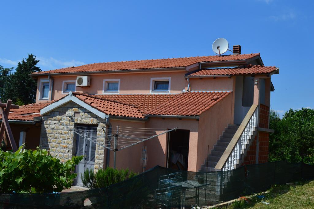 Apartment Ruzica Пула Екстериор снимка